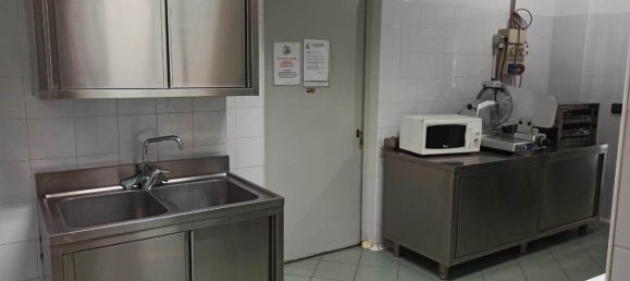 100m² Commercial property in Chioggia, Italy No. 281202 8