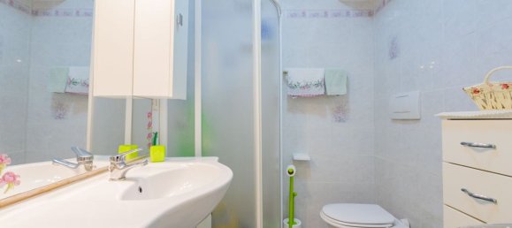 4 rooms Apartment in Massa, Italy No. 261565 17