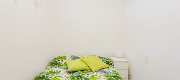 4 rooms Apartment in Massa, Italy No. 261565 16