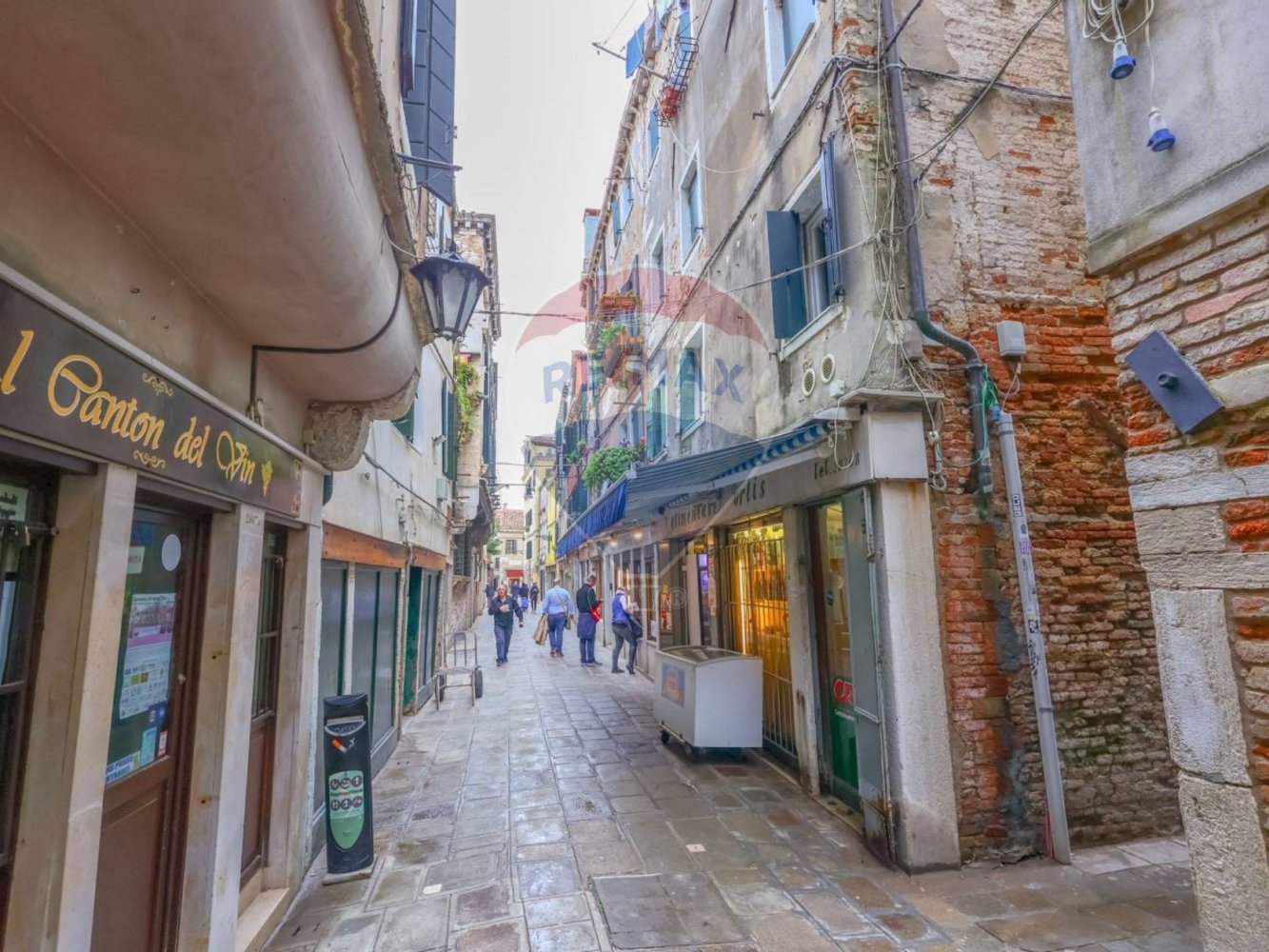 2 bedrooms Apartment in Venice, Italy No. 362034