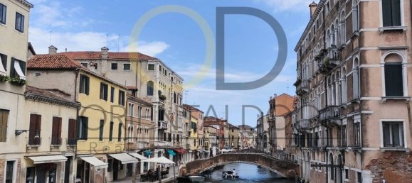 1 bedroom Apartment in Venice, Italy No. 304257 24