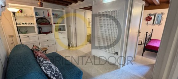 1 bedroom Apartment in Venice, Italy No. 304257 2