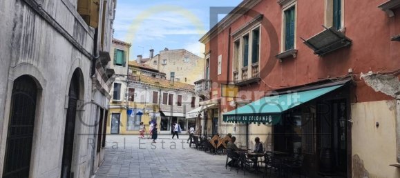 1 bedroom Apartment in Venice, Italy No. 304257 35