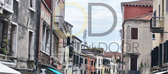 1 bedroom Apartment in Venice, Italy No. 304257 33
