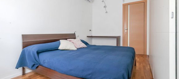 2 Schlafzimmer Wohnung in Milan, Italy, Nr. 357832 22
