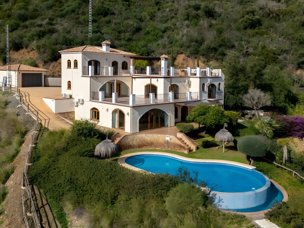 5 غرف نوم منزل في Coin, Spain رقم 37422