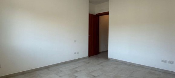 3 rooms Apartment in Monterotondo, Italy No. 289654 16
