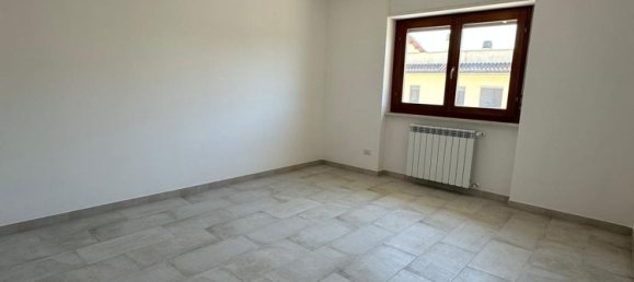 3 rooms Apartment in Monterotondo, Italy No. 289654 15