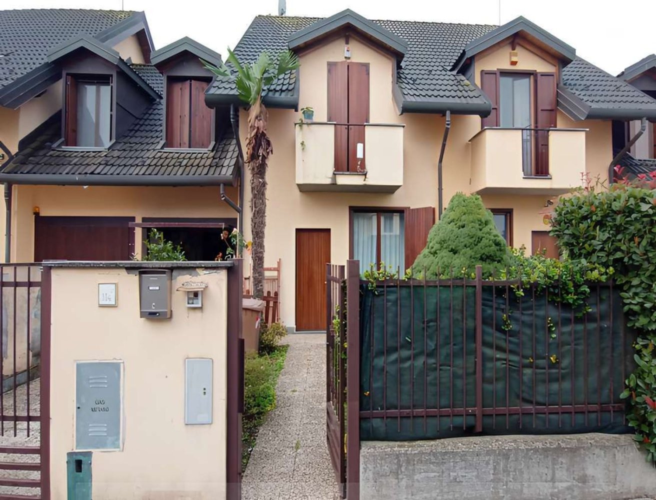 Apartamento de 3 habitaciónes en Gambolò, Italy No. 180475