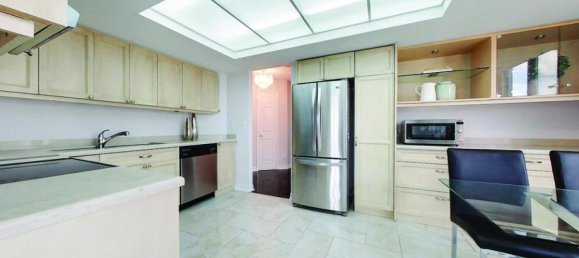 2 bedrooms Condo in Mississauga, Canada No. 354 6