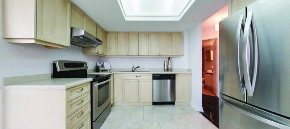 2 bedrooms Condo in Mississauga, Canada No. 354 8