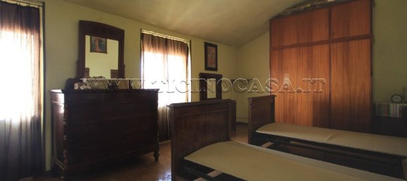 10-Zimmer Haus in Cerano, Italy, Nr. 5005 10