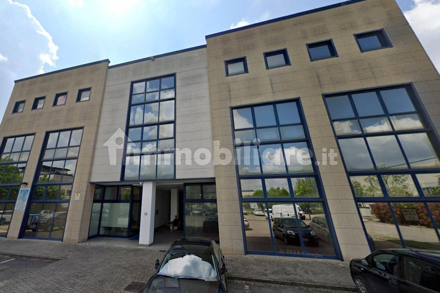 93m² Office in Faenza, Italy No. 343351