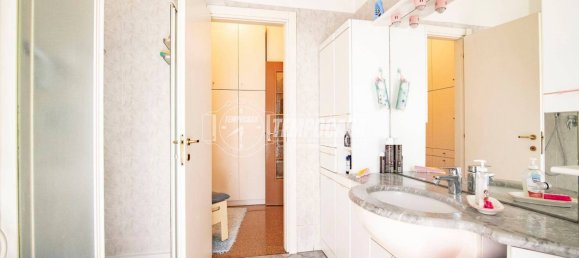 3 bedrooms Apartment in Sesto San Giovanni, Italy No. 304585 36