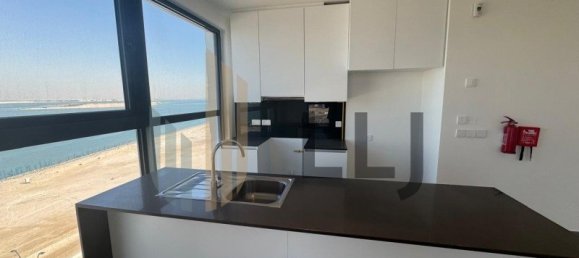 3 bedrooms Apartment in Al Reem Island, UAE No. 53908 6