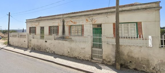 4 bedrooms House in Almada, Portugal No. 181712 19