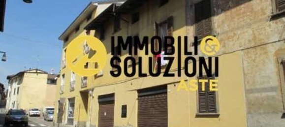 3 rooms Apartment in Capriate San Gervasio, Italy No. 184296 11