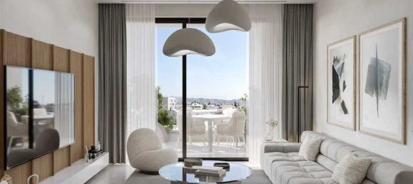 3 bedrooms Penthouse in Germasogeia, Cyprus No. 8197 4