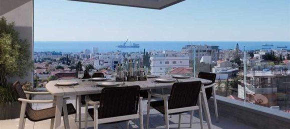 3 bedrooms Penthouse in Germasogeia, Cyprus No. 8197 11