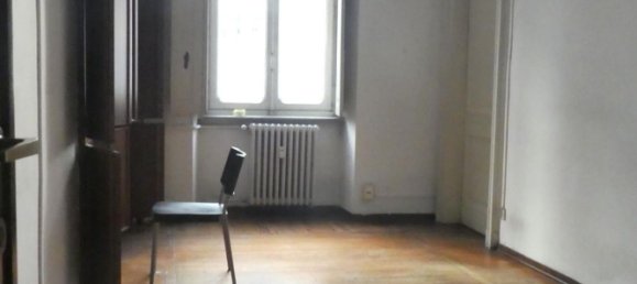 4-salle Appartement à Turin, Italy No. 107628 8