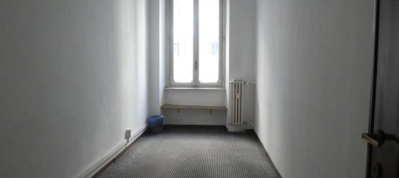 4-salle Appartement à Turin, Italy No. 107628 14