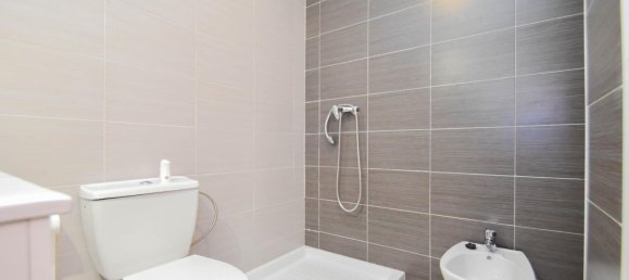 3 bedrooms Apartment in Granada, Spain No. 137054 32