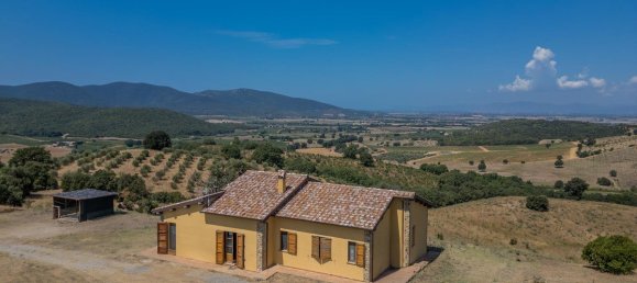 3 bedrooms House in Magliano in Toscana, Italy No. 65990 3