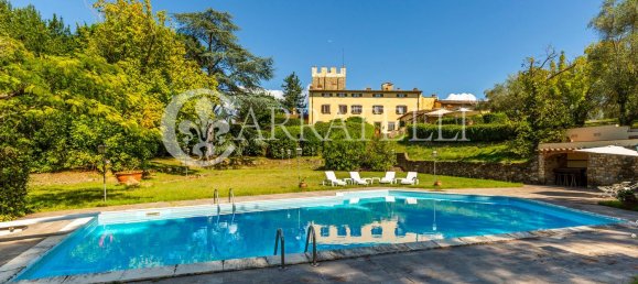 68 rooms Villa in Scandicci, Italy No. 106000 21