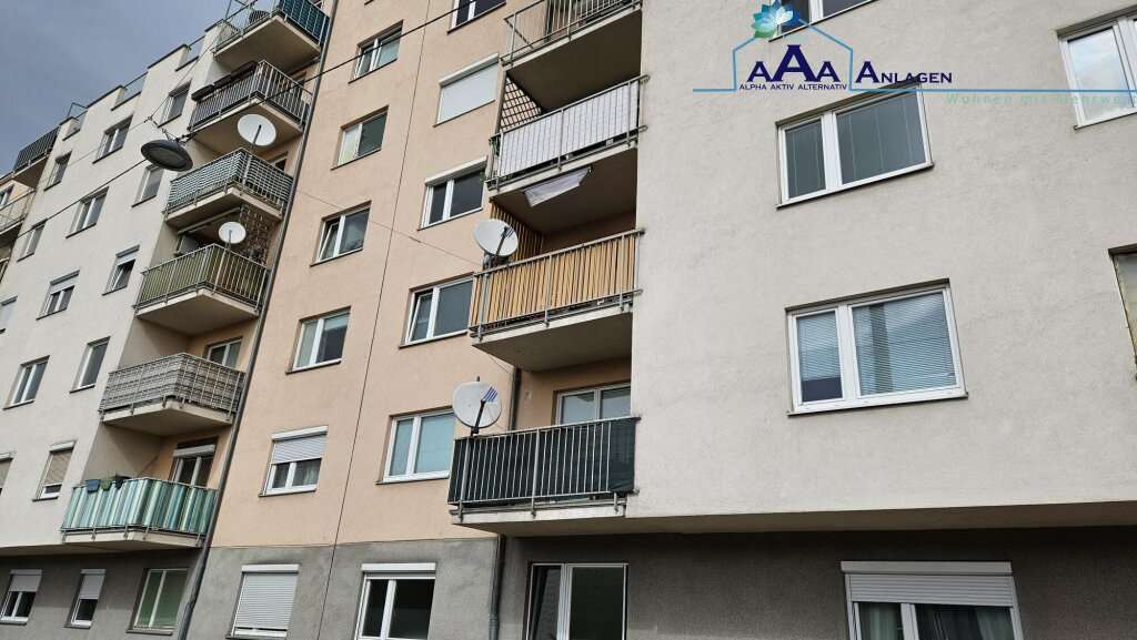 3 rooms Apartment in Brigittenau, Austria No. 30275