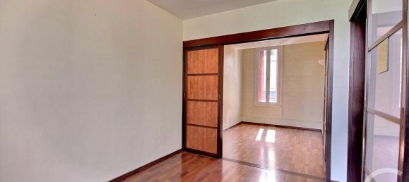 Casa de 7 habitaciónes en Sezanne, France No. 67547 9