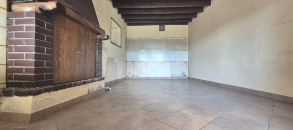 3 Schlafzimmer Haus in Trescore Balneario, Italy, Nr. 297952 11