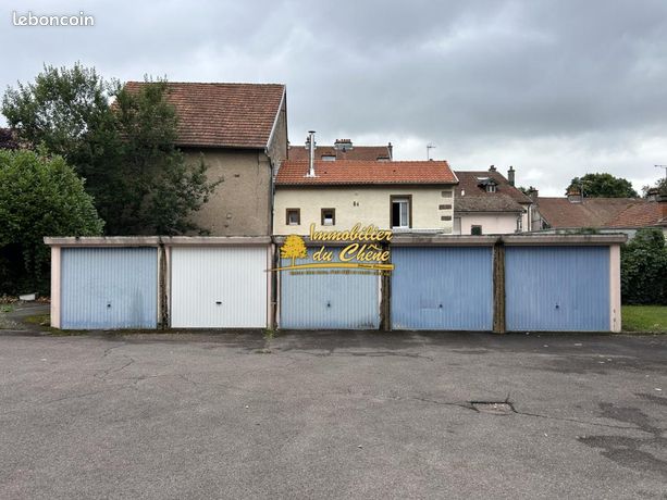 Parking in Luxeuil-les-Bains, France No. 307602