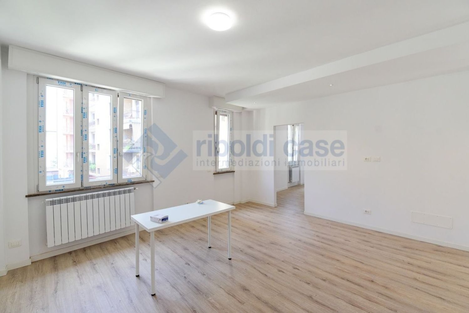3 rooms Apartment in Seregno, Italy No. 263425