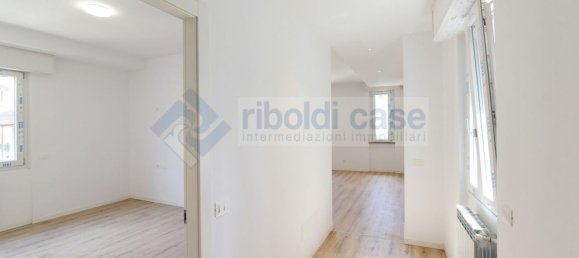 3 rooms Apartment in Seregno, Italy No. 263425 10