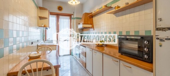 4 chambres Appartement à Rome, Italy No. 356435 8