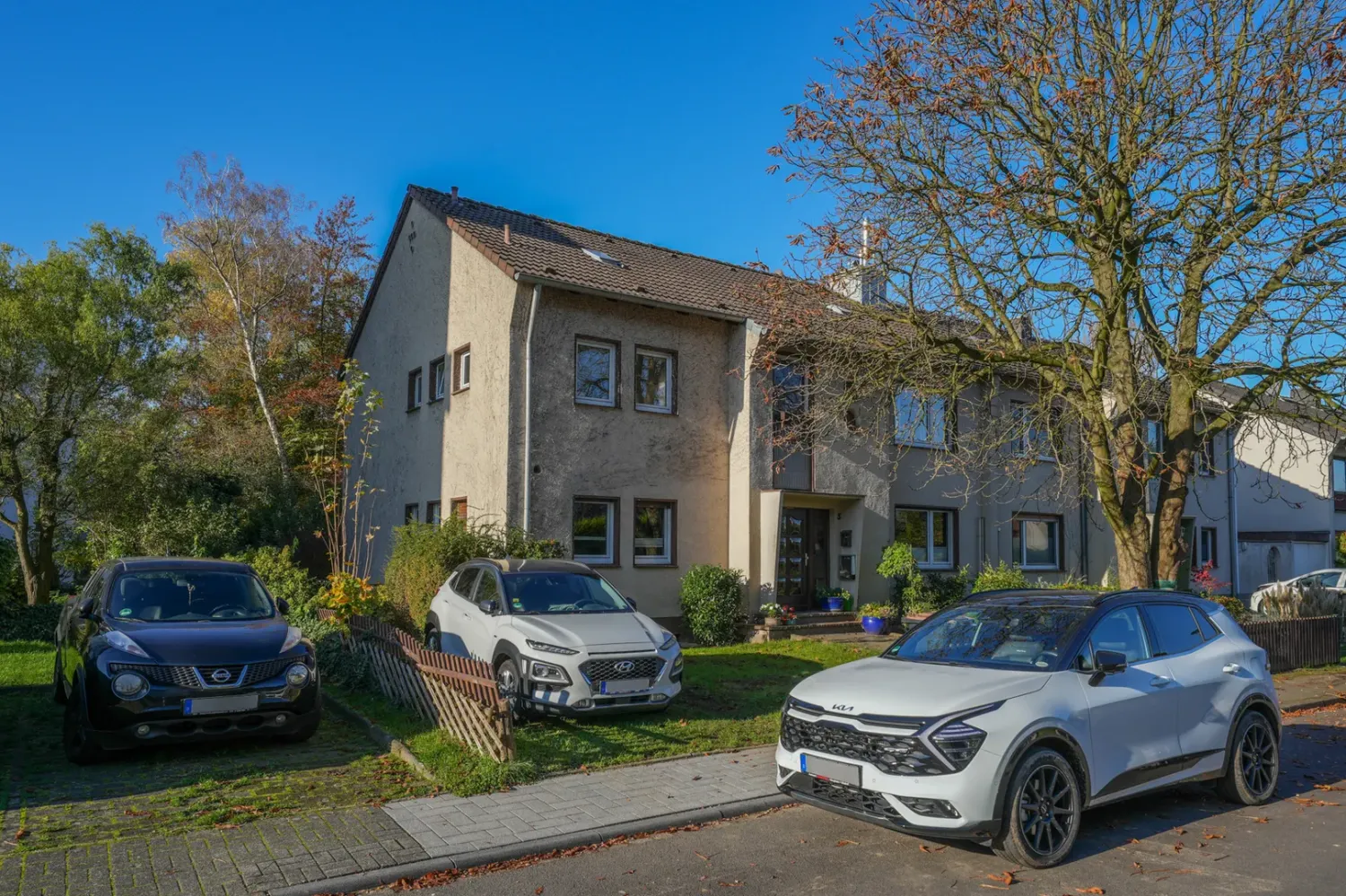 3 bedrooms Apartment in Cologne, Germany No. 176628