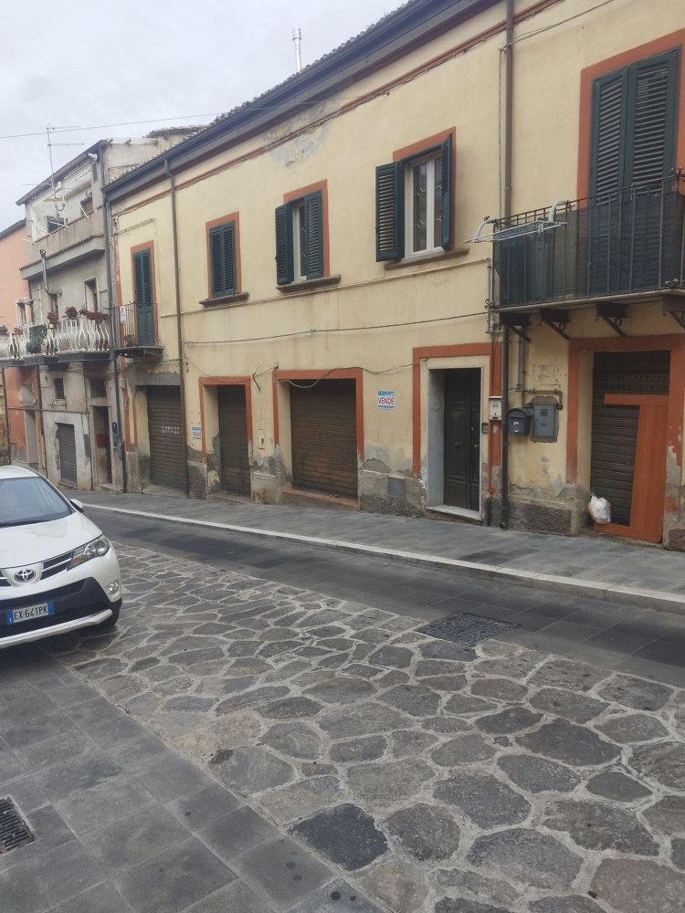 400m² Building in Vibo Valentia, Italy No. 314034