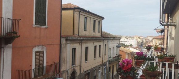 400m² Building in Vibo Valentia, Italy No. 314034 2