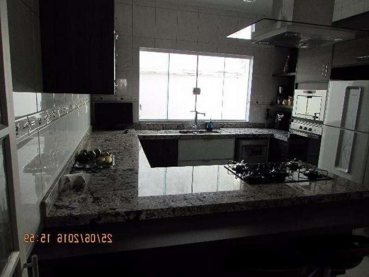 3 bedrooms House in Sao Paulo, Brazil No. 477739