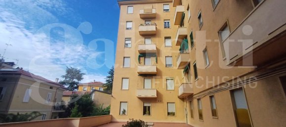 2 bedrooms Apartment in Bologna, Italy No. 325840 5