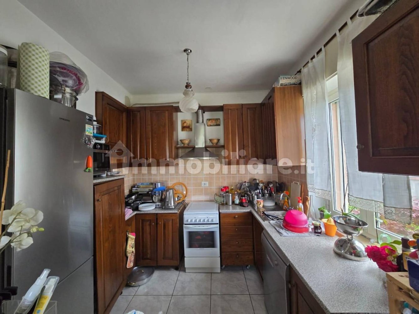 Квартира с 3 спальнями в Роккавьоне, Италия № 281902