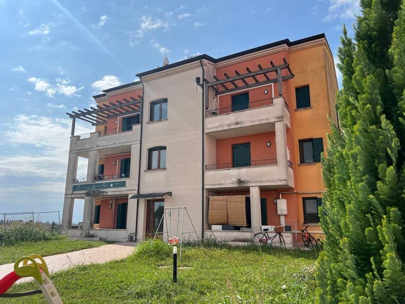 2غرفة شقة في Castel d'Ario, Italy رقم 224076