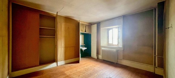 Casa de 8 dormitorios en Puiseaux, France No. 82733 11