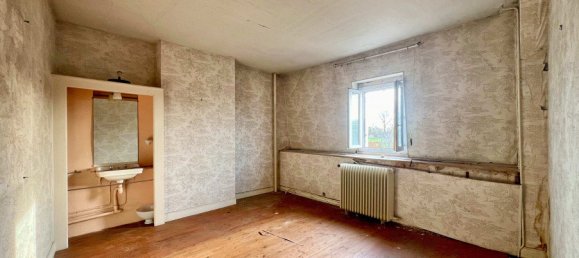 Casa de 8 dormitorios en Puiseaux, France No. 82733 12