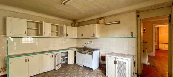 Casa de 8 dormitorios en Puiseaux, France No. 82733 6