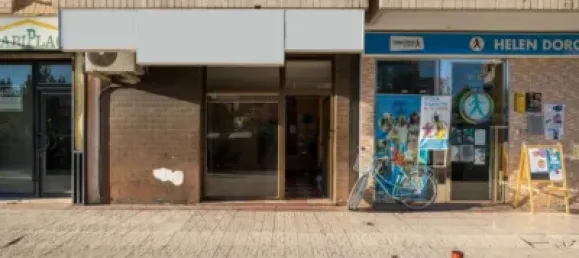 61m² Commercial property in Granada, Spain No. 181186 3