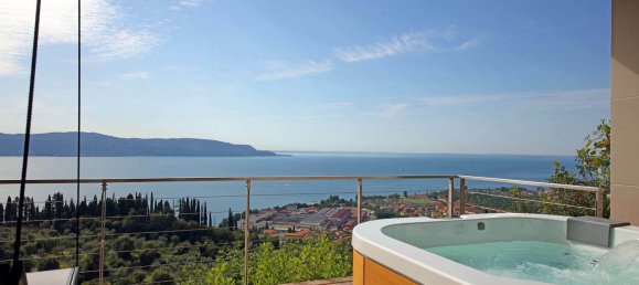 4 bedrooms Villa in Toscolano Maderno, Italy No. 113449 14