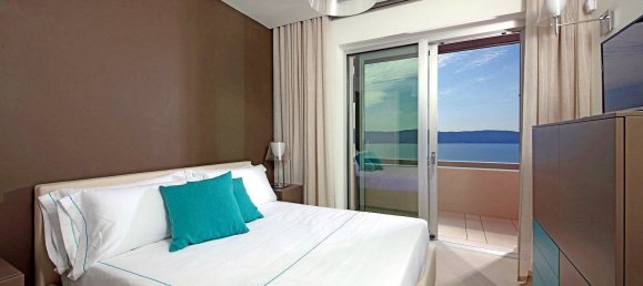 4 bedrooms Villa in Toscolano Maderno, Italy No. 113449 2