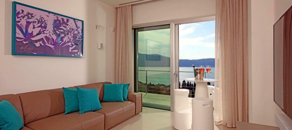 4 bedrooms Villa in Toscolano Maderno, Italy No. 113449 6