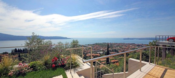 4 bedrooms Villa in Toscolano Maderno, Italy No. 113449 12